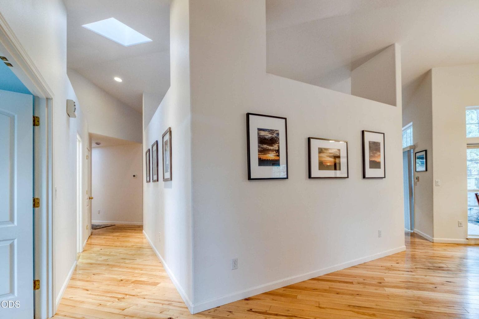 Photo of 3271 Melville Drive 3 of 21