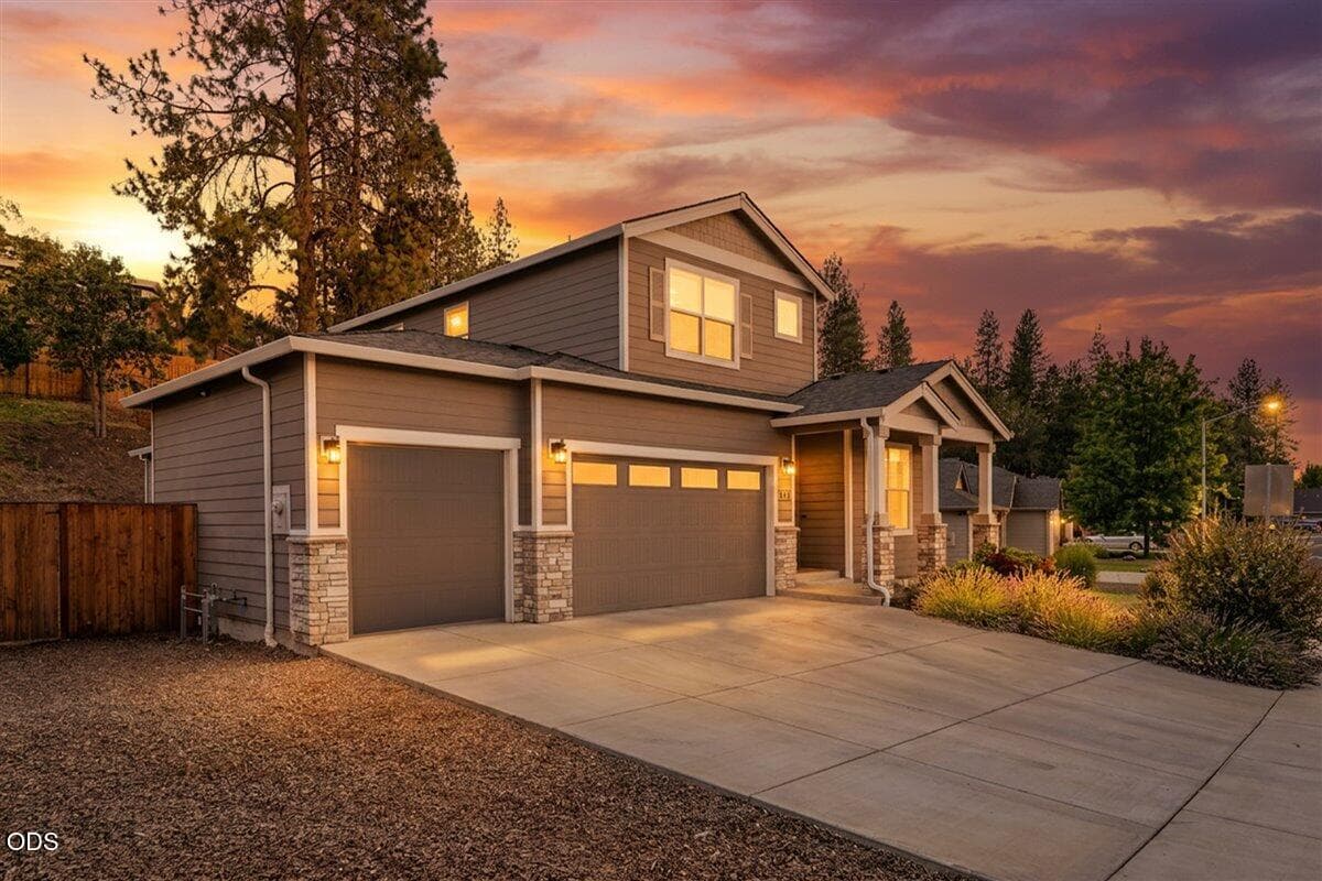 Photo of 314 Arrowhead Trail 2 of 41