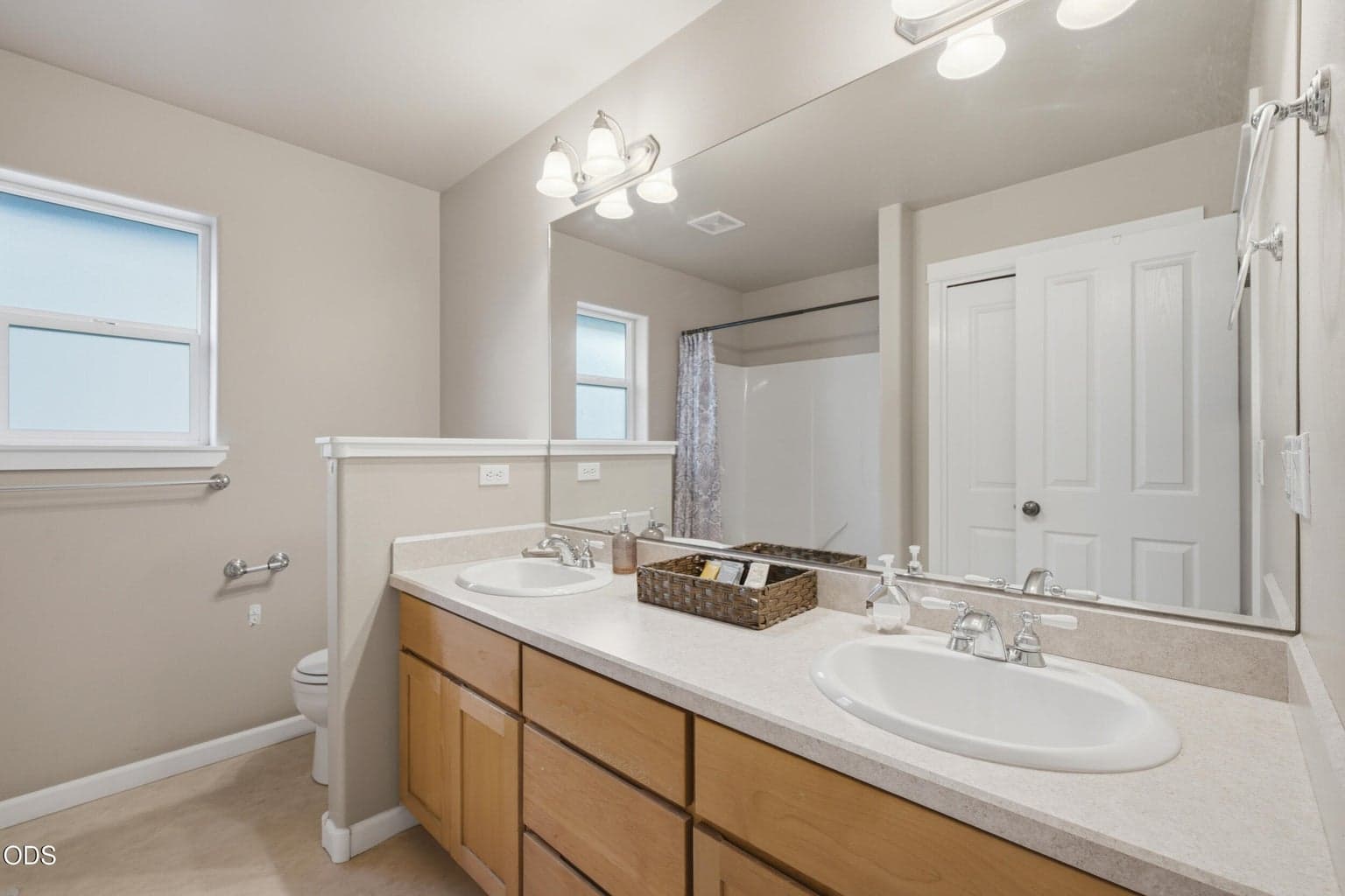 Photo of 1374 NW Fort Clatsop Street 22 of 30