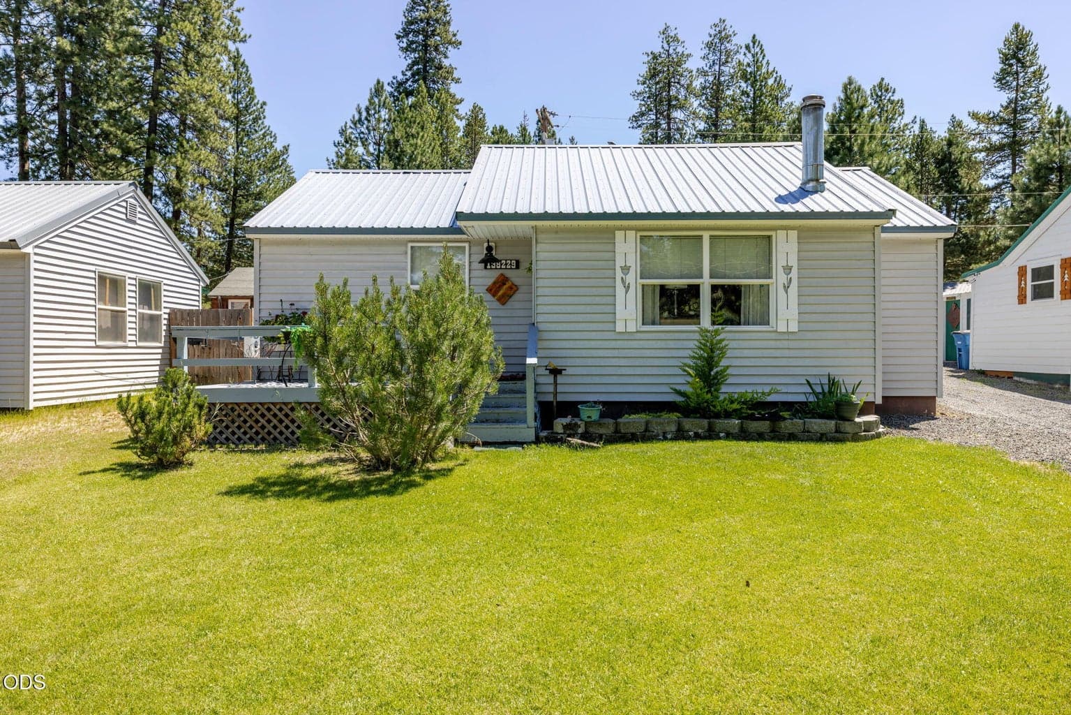 Photo of 138229 Hillcrest Street 1 of 26