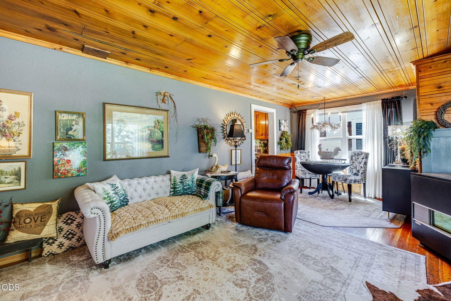 Photo of 138229 Hillcrest Street 4 of 26