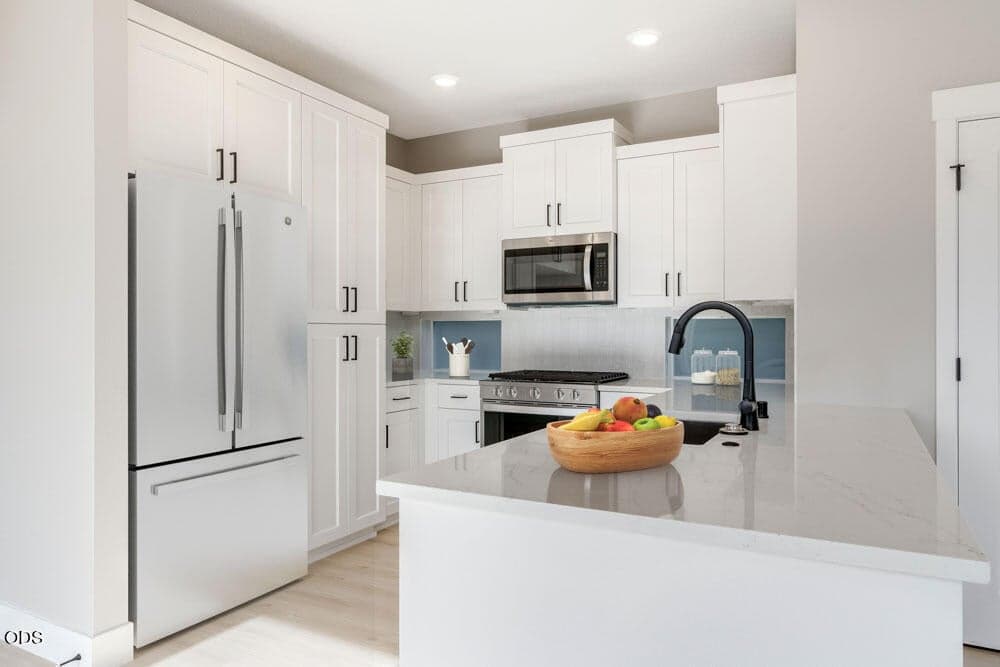 Photo of 3879 Petrosa Avenue 5 of 26