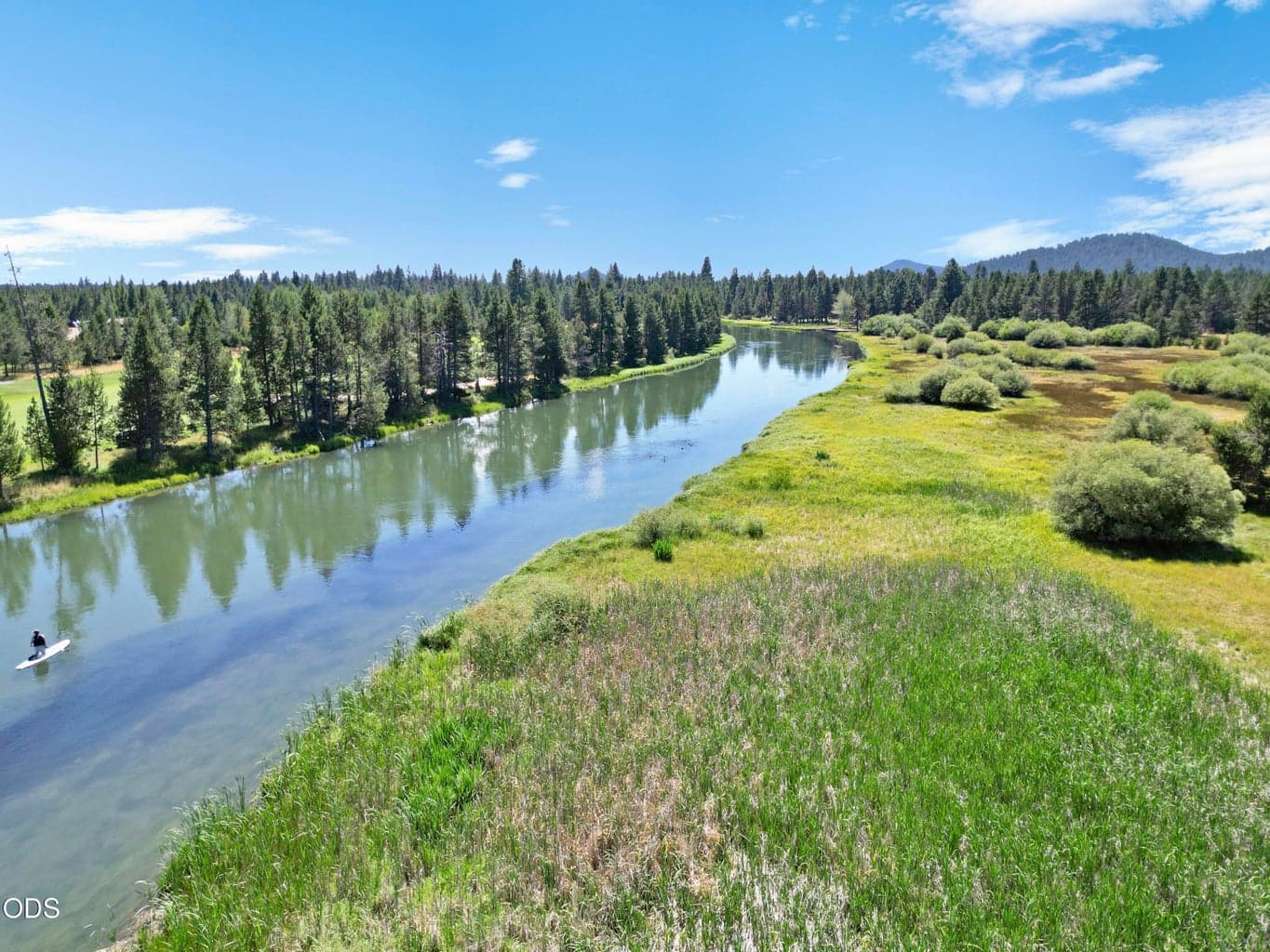 The Deschutes River winds right past the community, setting the stage for a lifestyle of paddling, fishing, and floating.