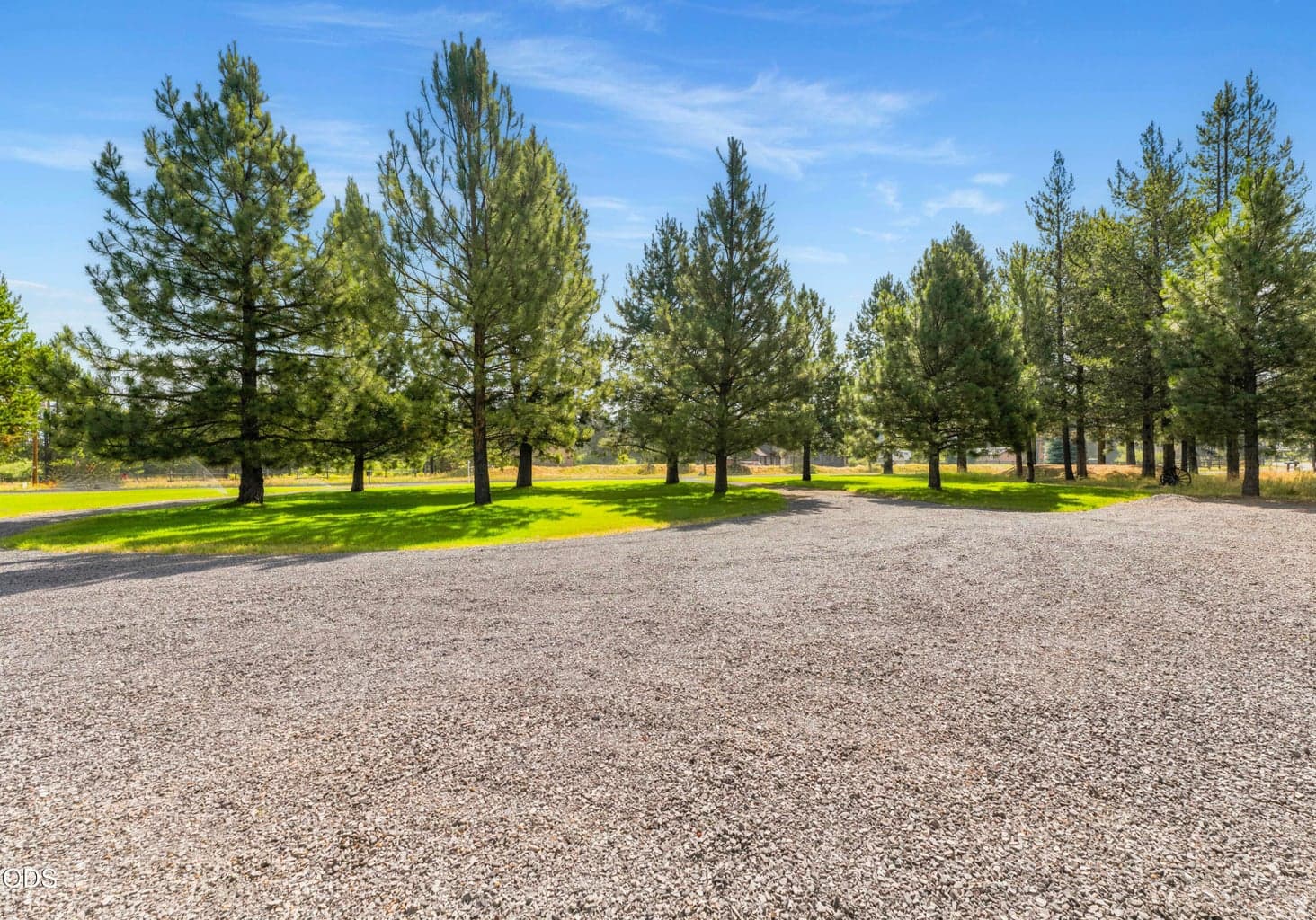 Photo of 53855 Pine Grove Road 40 of 41