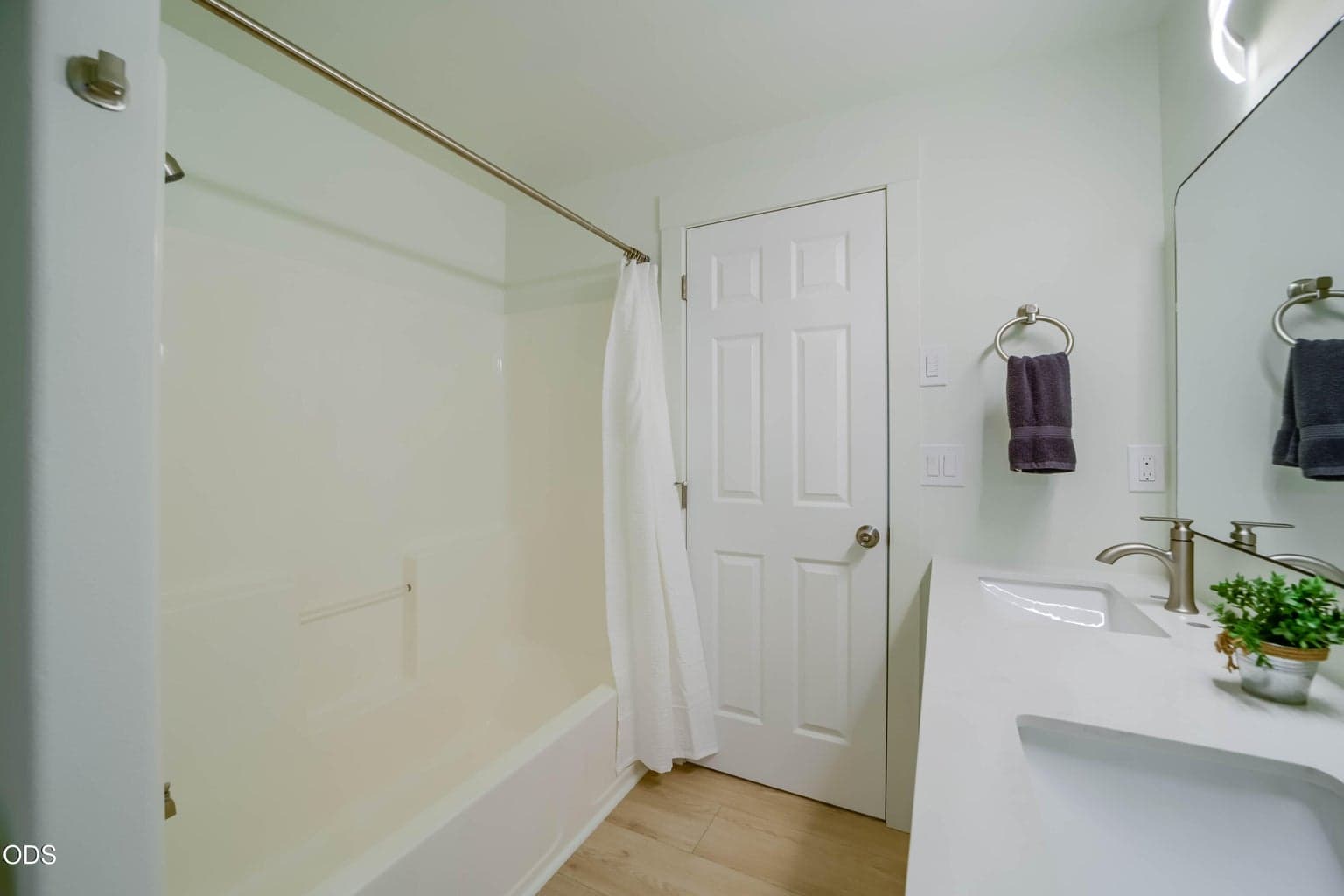 Photo of 2741 SW 28th Street 28 of 35