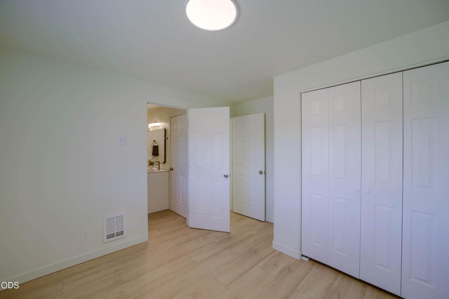 Photo of 2741 SW 28th Street 25 of 35