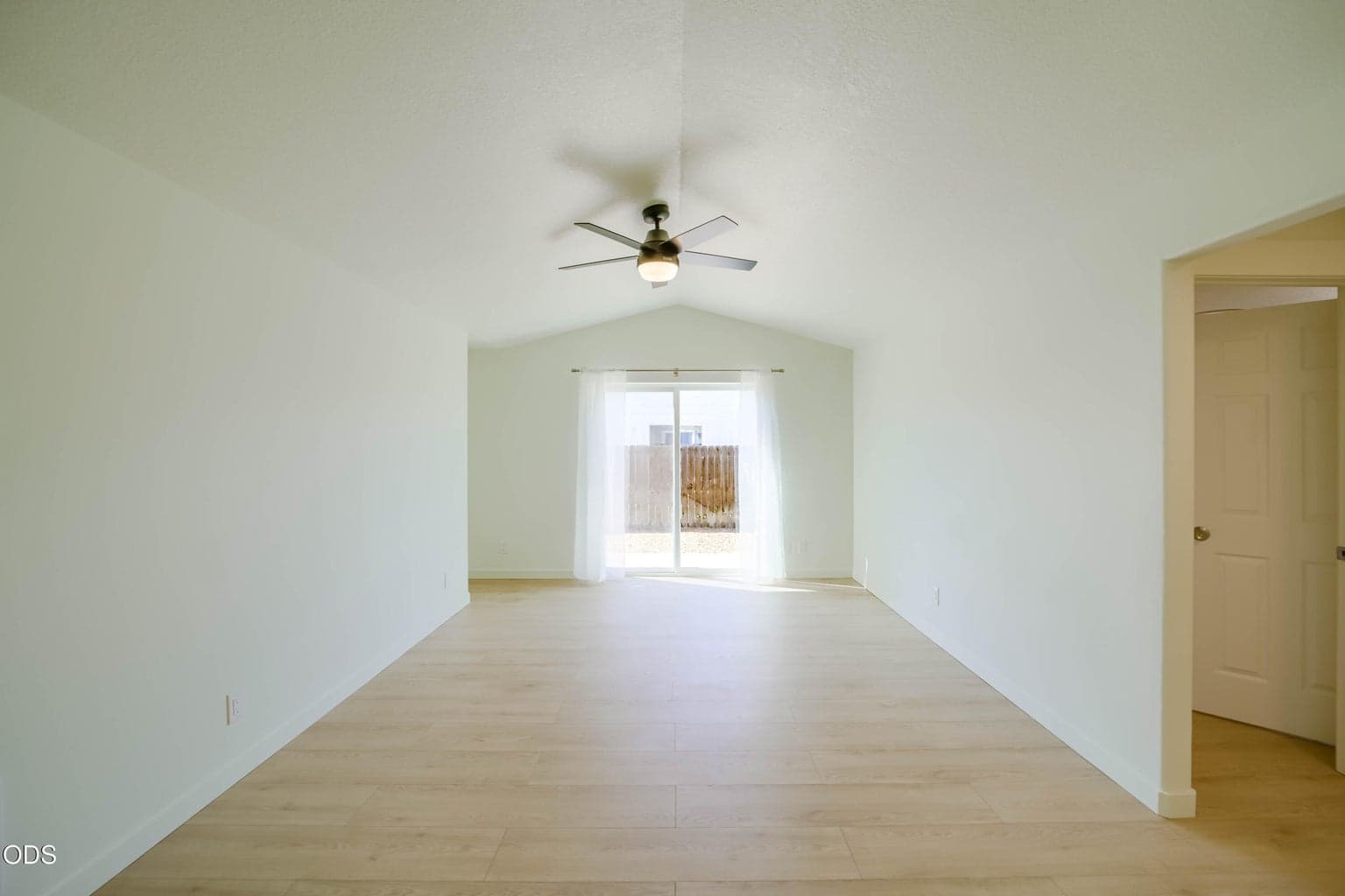 Photo of 2741 SW 28th Street 12 of 35
