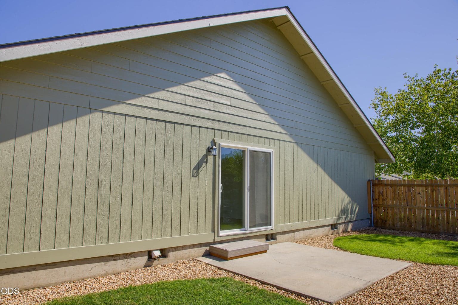 Photo of 2741 28th Street 5 of 37