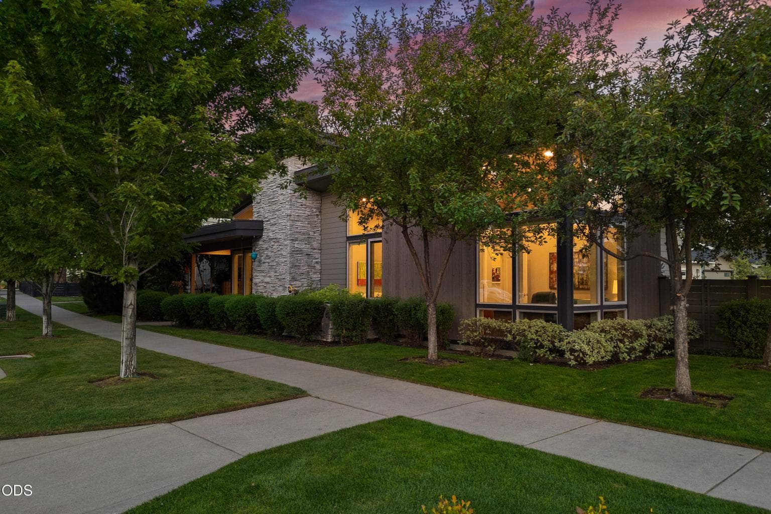 Photo of 2749 NW Shields Drive 41 of 49