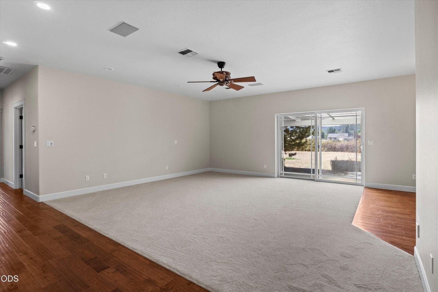 Photo of 2850 Woodland Park Road 5 of 40