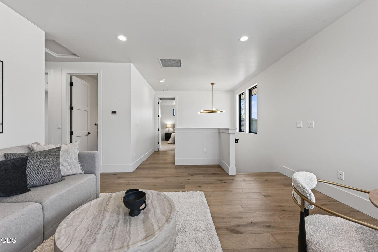 Photo of 3437 NW Celilo Lane 45 of 84