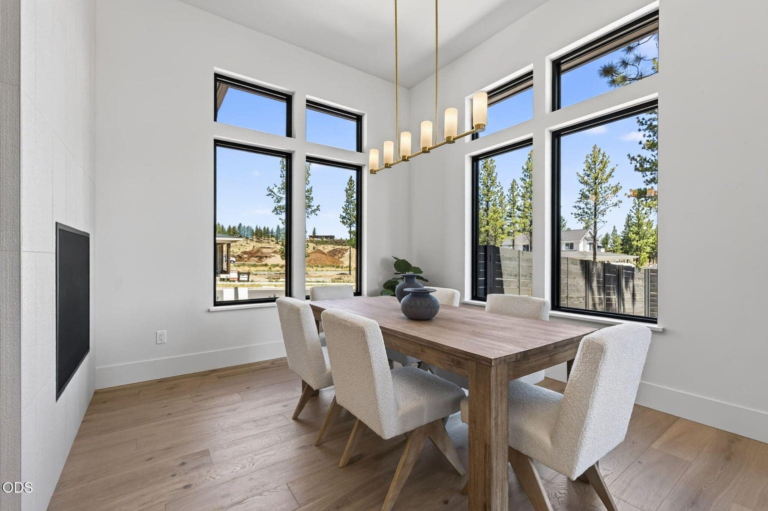 Photo of 3437 NW Celilo Lane 22 of 84