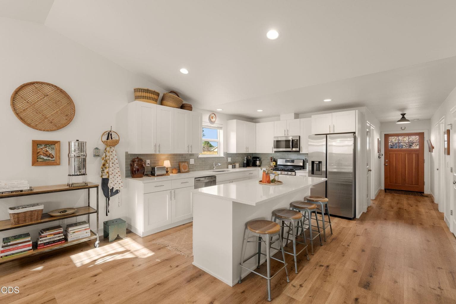 Photo of 320 NW 33rd Street 6 of 33