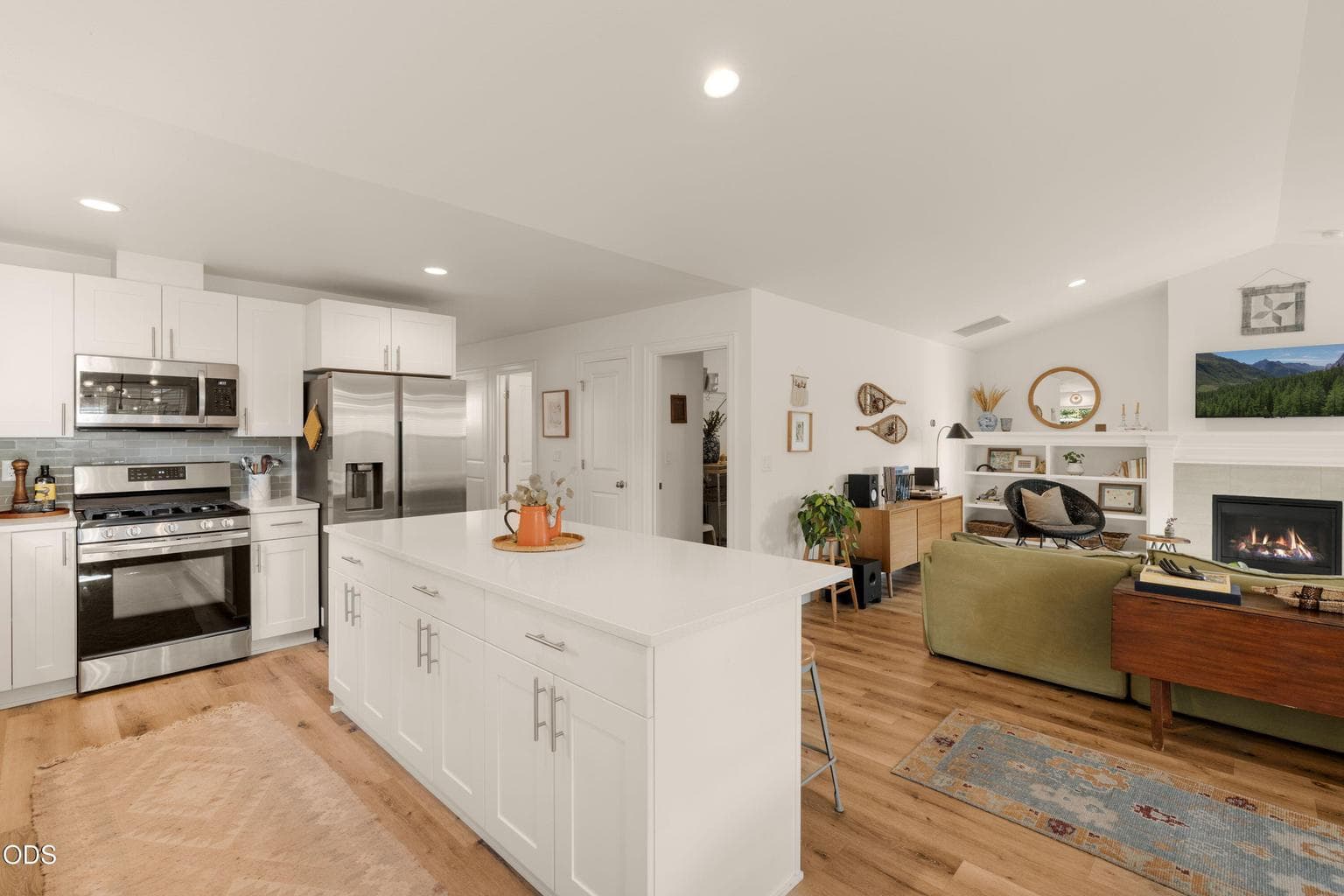 Photo of 320 NW 33rd Street 7 of 33