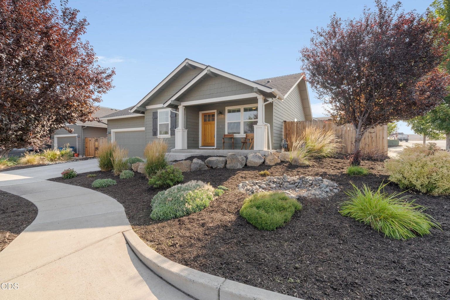 Photo of 320 33rd Street 2 of 33