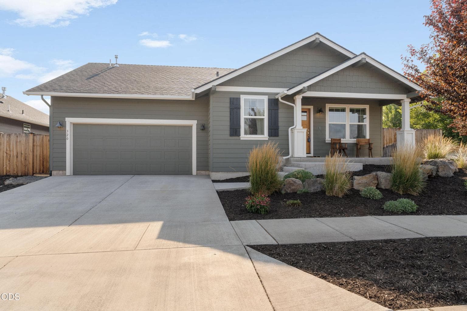 Photo of 320 33rd Street 4 of 33