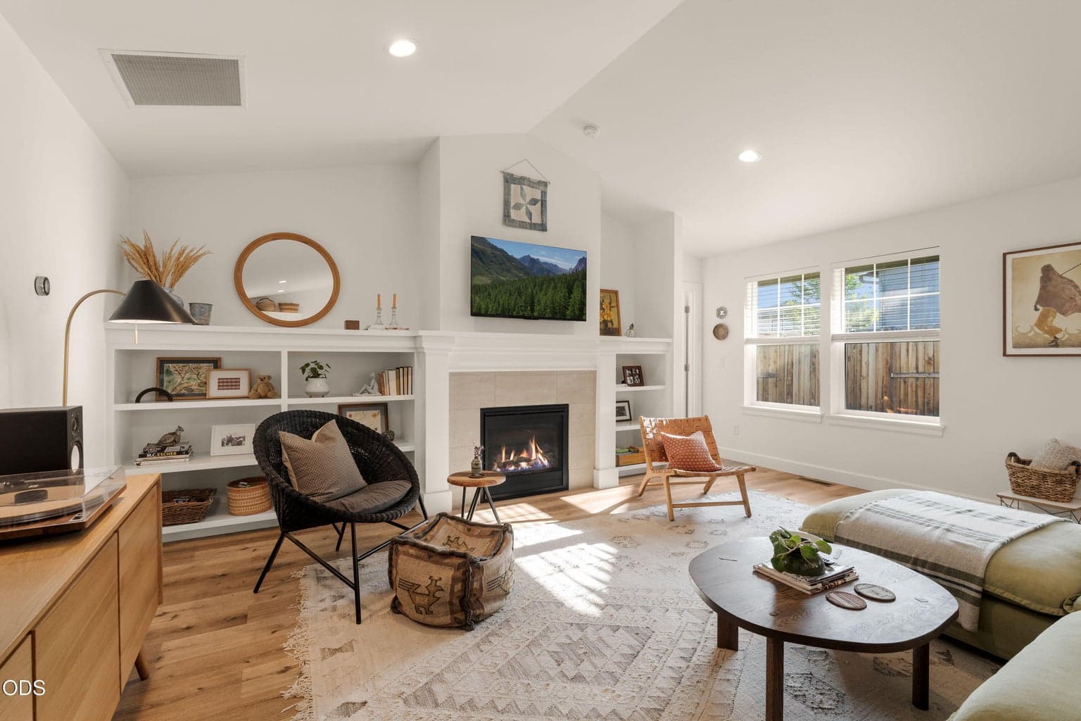 Photo of 320 NW 33rd Street 13 of 33