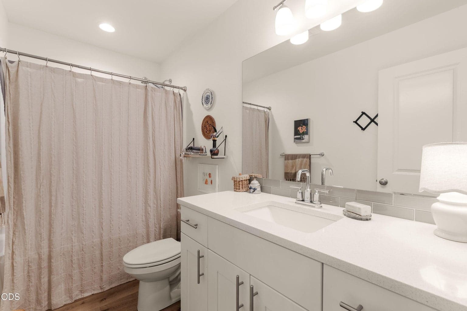 Photo of 320 NW 33rd Street 21 of 33