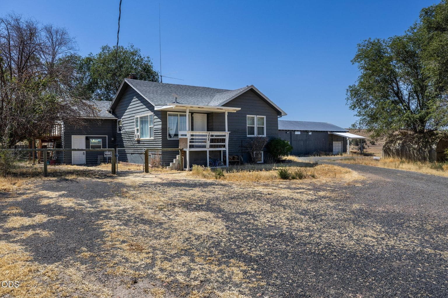 Photo of 4308 Collins Drive 1 of 49