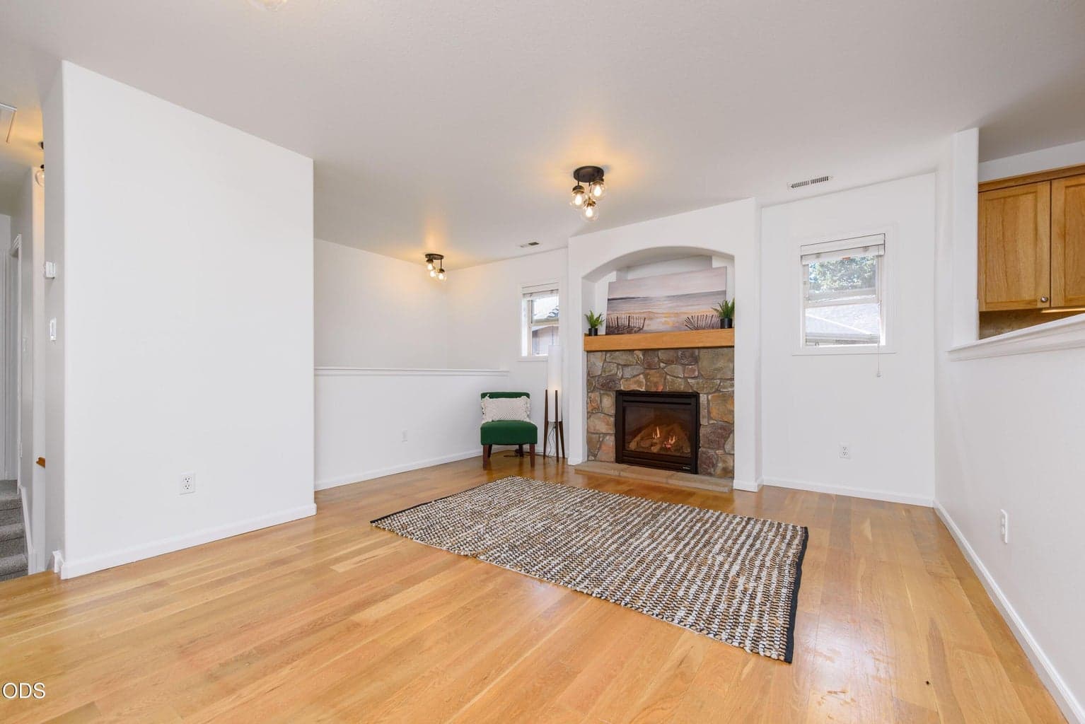 Brand new interior paint throughout this townhome.