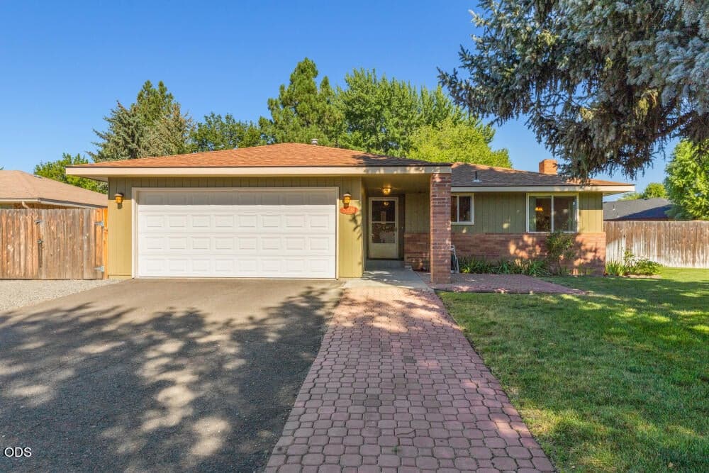 Photo of 5336 Knightwood Drive 3 of 45