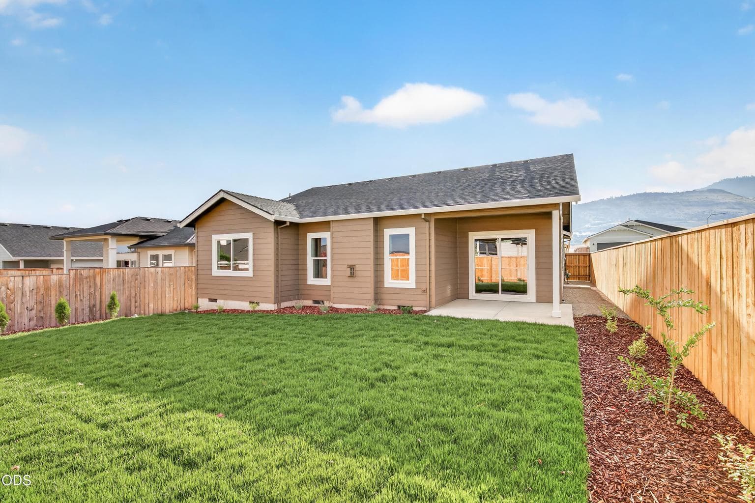 Photo of 3233 Garner Way 4 of 33