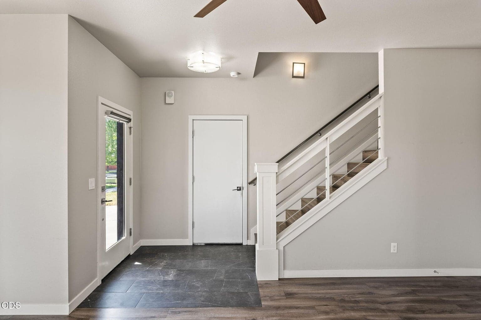 Photo of 61547 Lincoln Lane 4 of 52