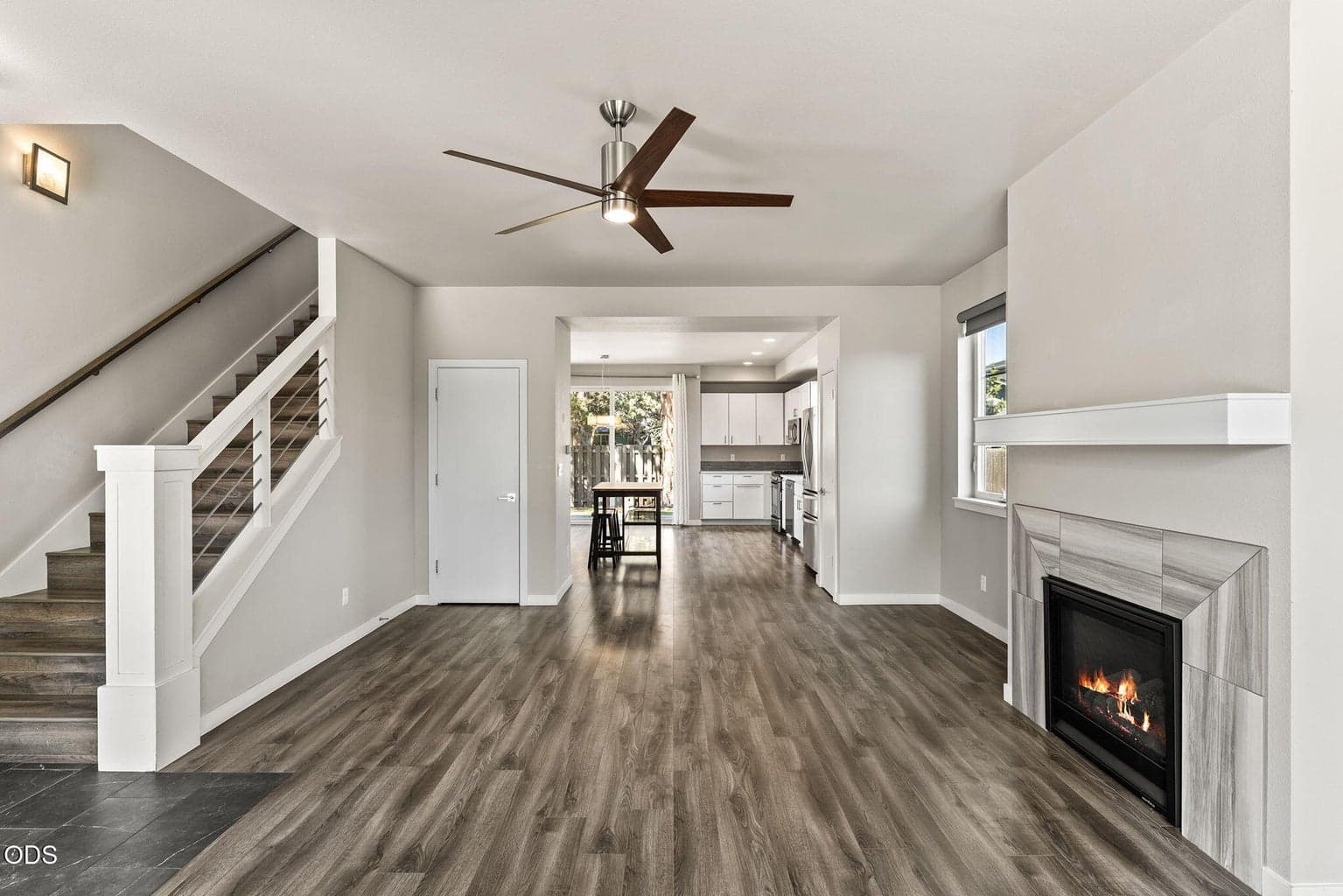 Photo of 61547 Lincoln Lane 2 of 52