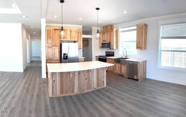 Gorgeous Hickory cabinets with soft close drawers. Plenty of seating beneath island.