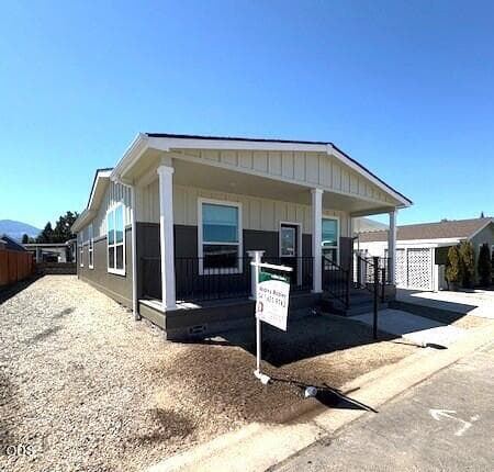 Nearly 1300 sq. ft of luxury home.