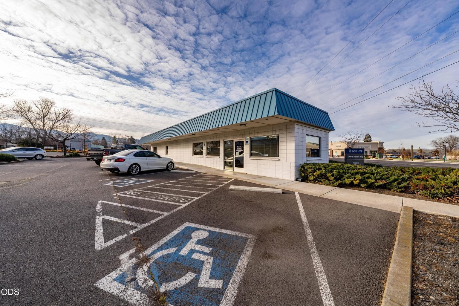 Photo of 209 Pacific Highway 5 of 58