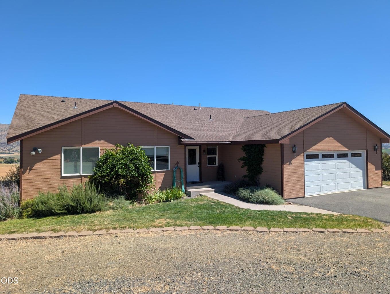 Photo of 11811 Falvey Road 1 of 6
