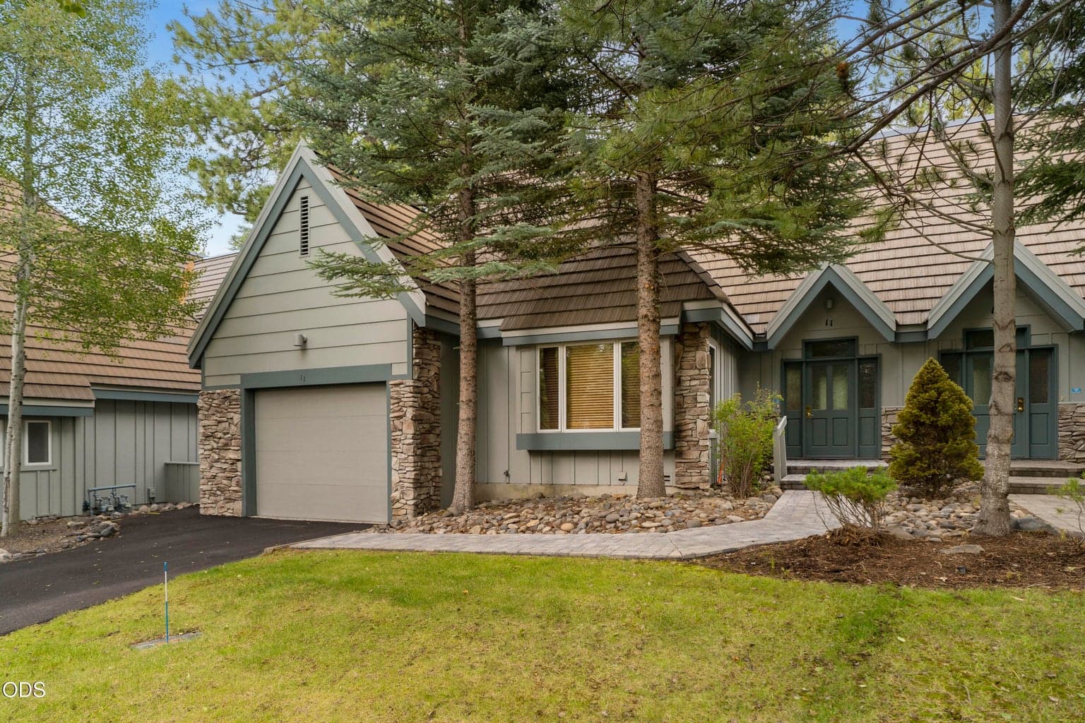 Photo of 57006 Peppermill Circle 2 of 21