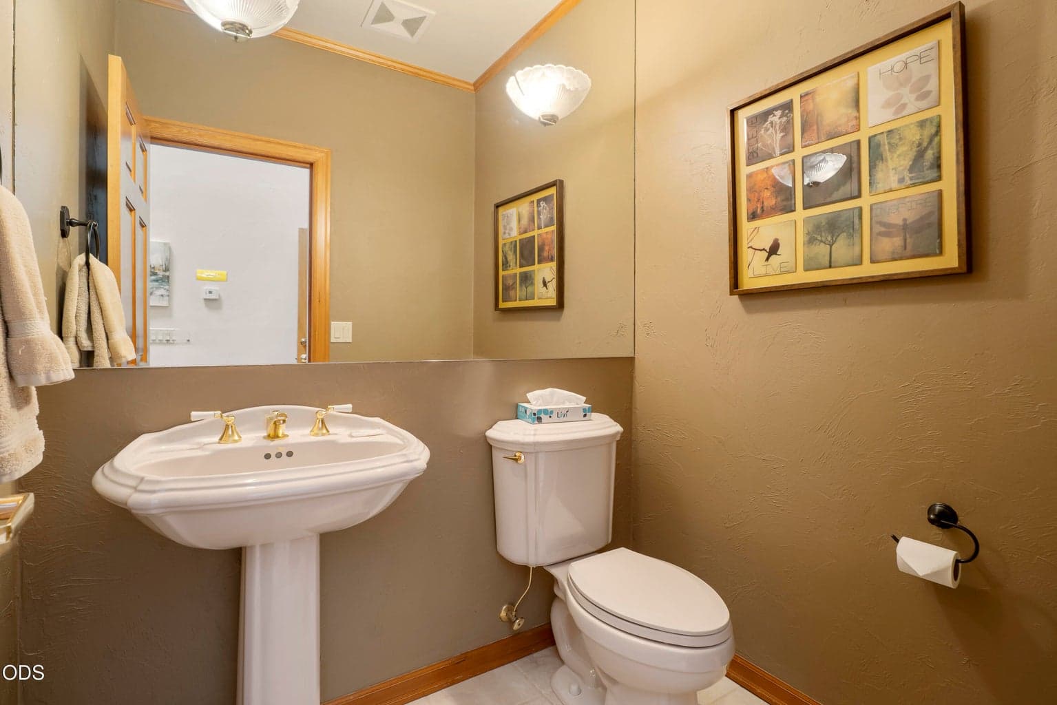 Photo of 57006 Peppermill Circle 9 of 21