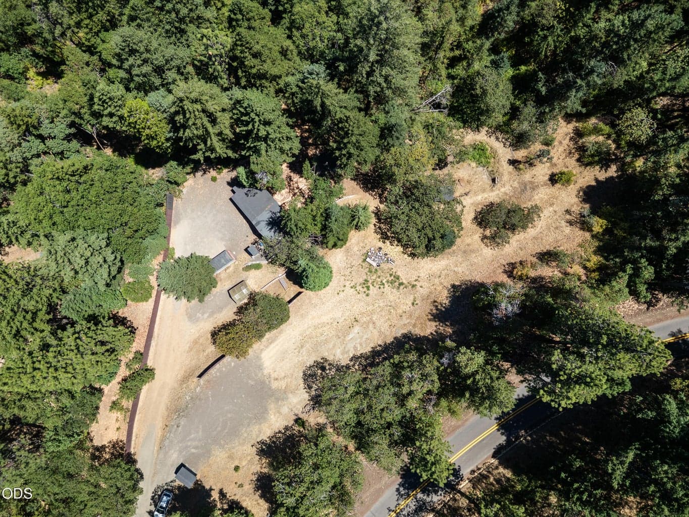 Photo of 4712 Old Highway 99 3 of 37