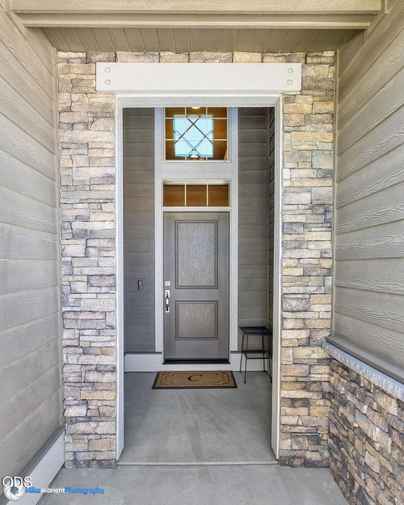 Photo of 4408 SW 36th Street 2 of 46