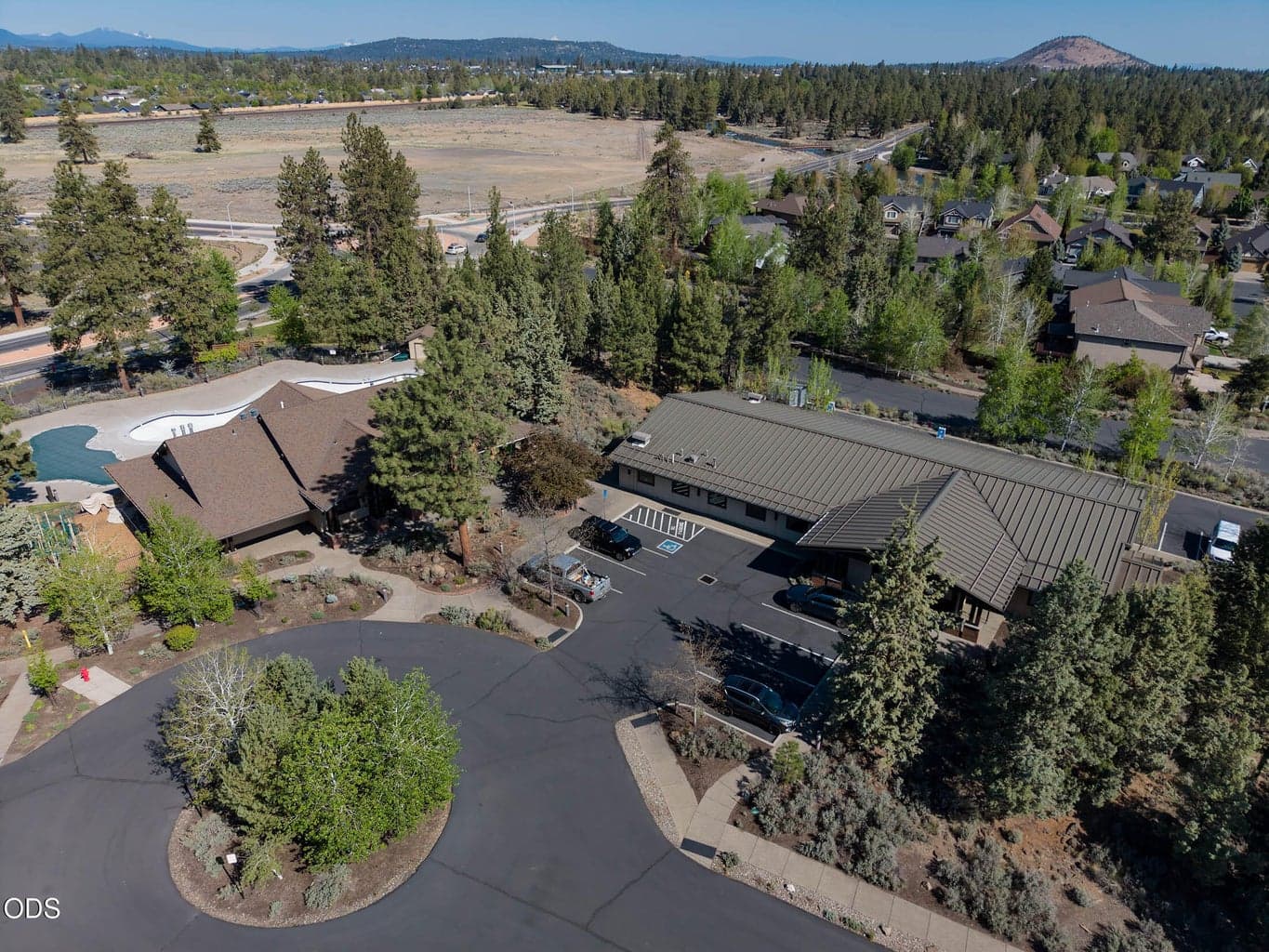 Circle area with the neighborhood Clubhouse and Sports Activity Buildings. You can make reservations for a group or check out the calendar. Expansive hours posted from 4:30-5:00am to 10:00pm most days at this time.