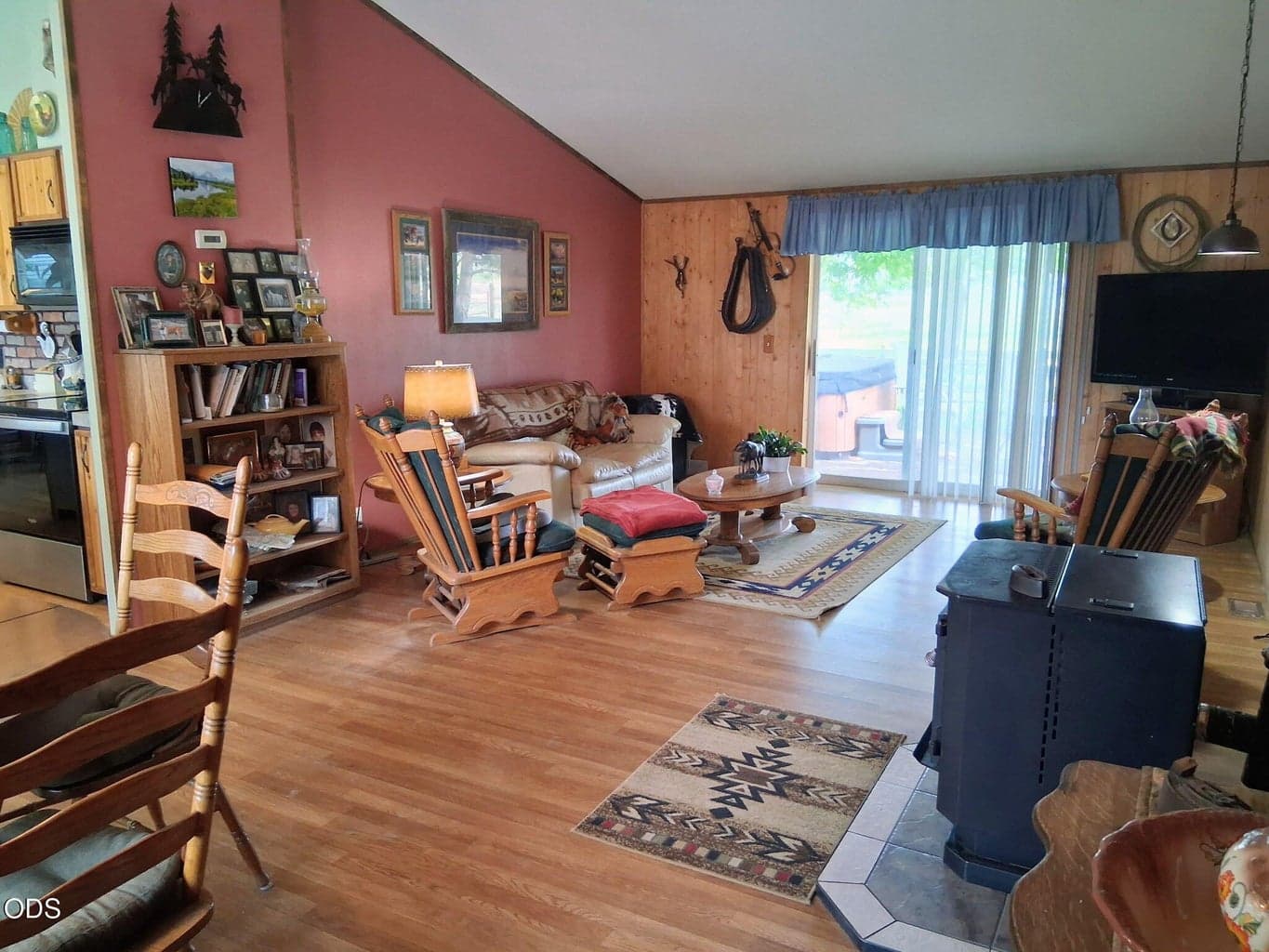 Photo of 4565 NW Gerke Road 10 of 28