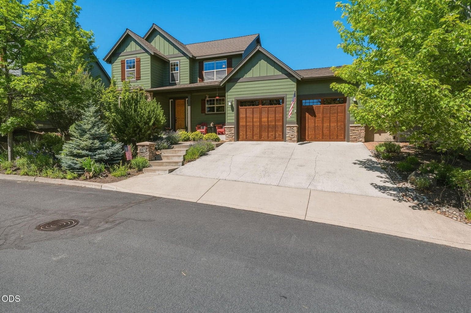 Photo of 60875 Goldenwood Loop 2 of 84