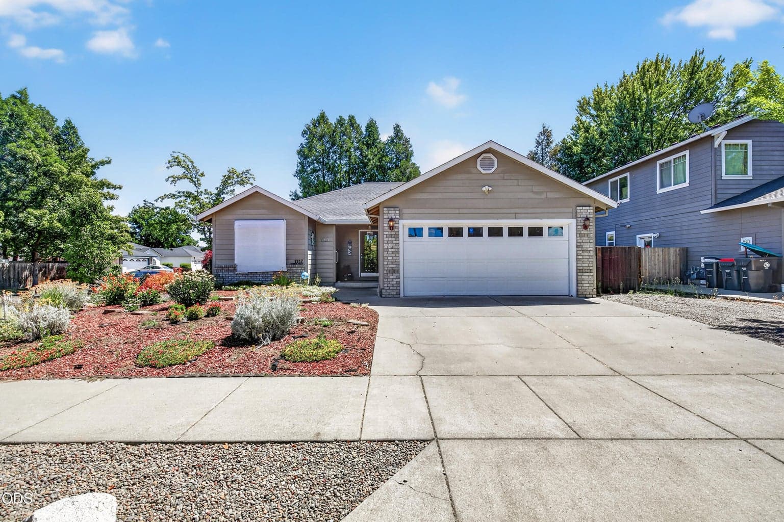 Photo of 1717 Alexis Way 1 of 29