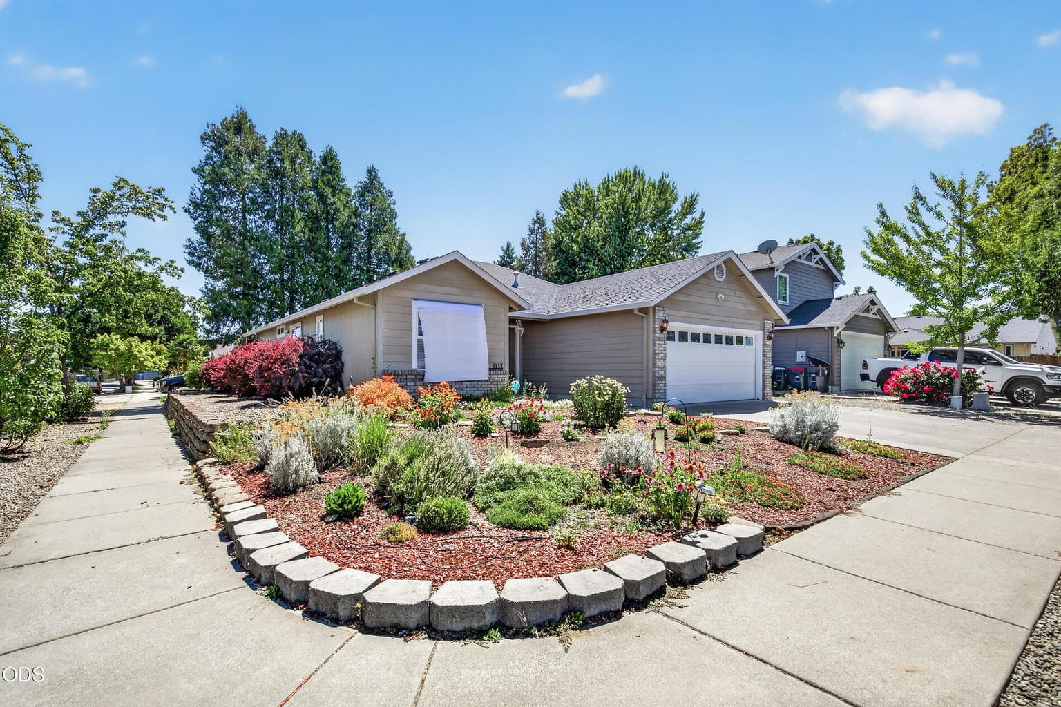 Photo of 1717 Alexis Way 3 of 29