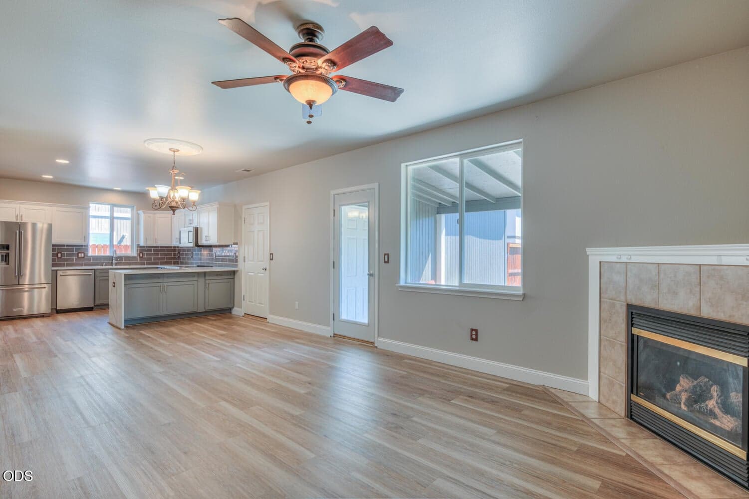 Photo of 1320 NE 3rd Street 9 of 35