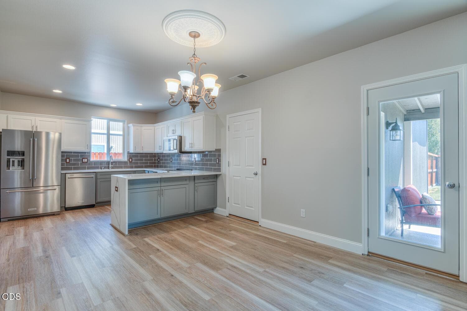Photo of 1320 NE 3rd Street 10 of 35