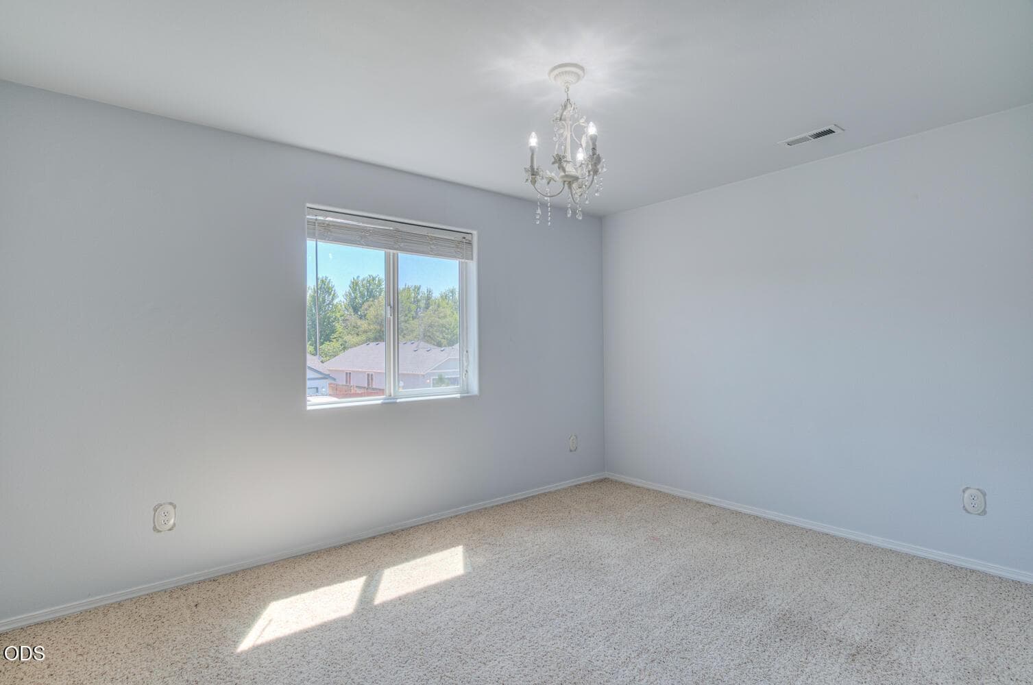 Photo of 1320 NE 3rd Street 21 of 35