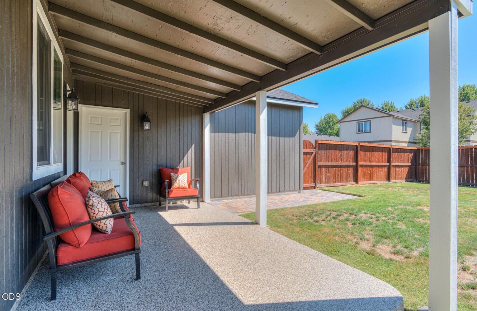 Photo of 1320 NE 3rd Street 31 of 35