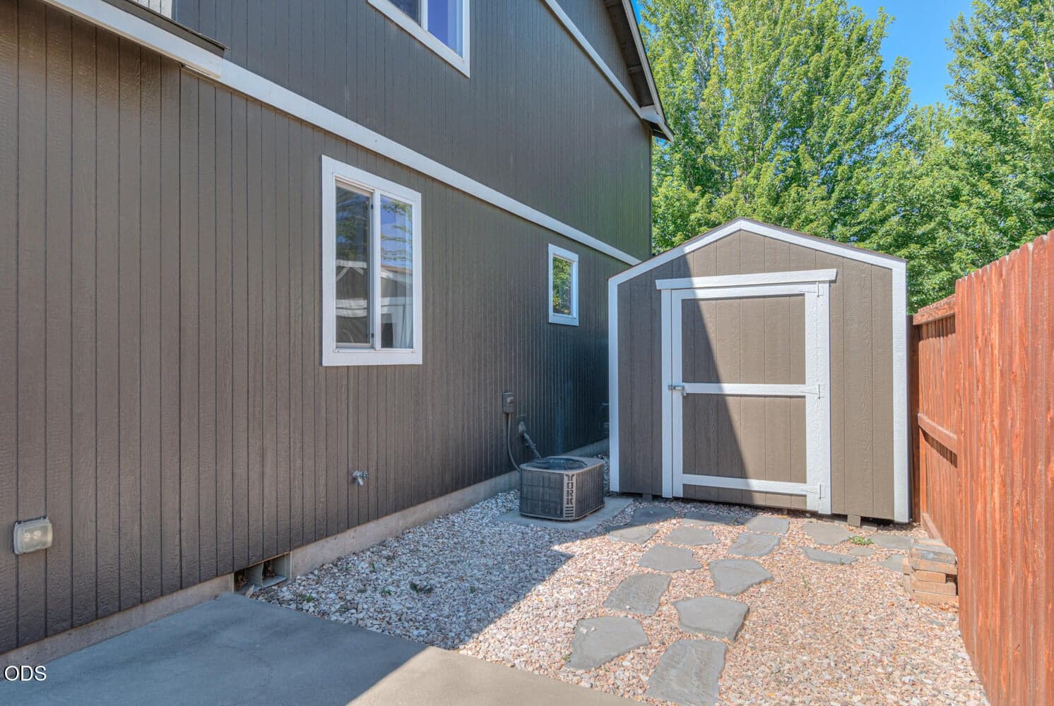 Photo of 1320 NE 3rd Street 35 of 35
