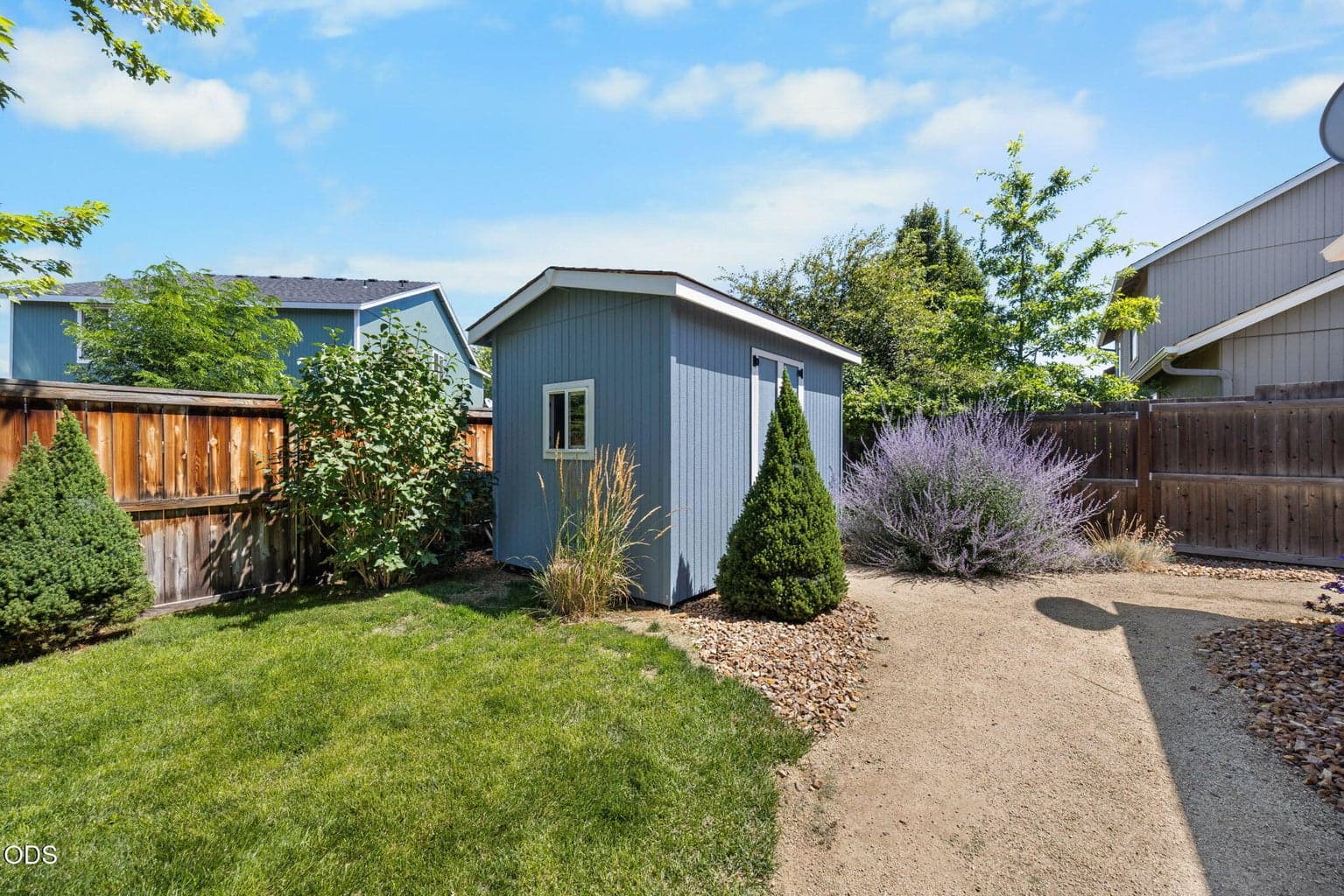 Photo of 2197 NW Kingwood Avenue 37 of 47