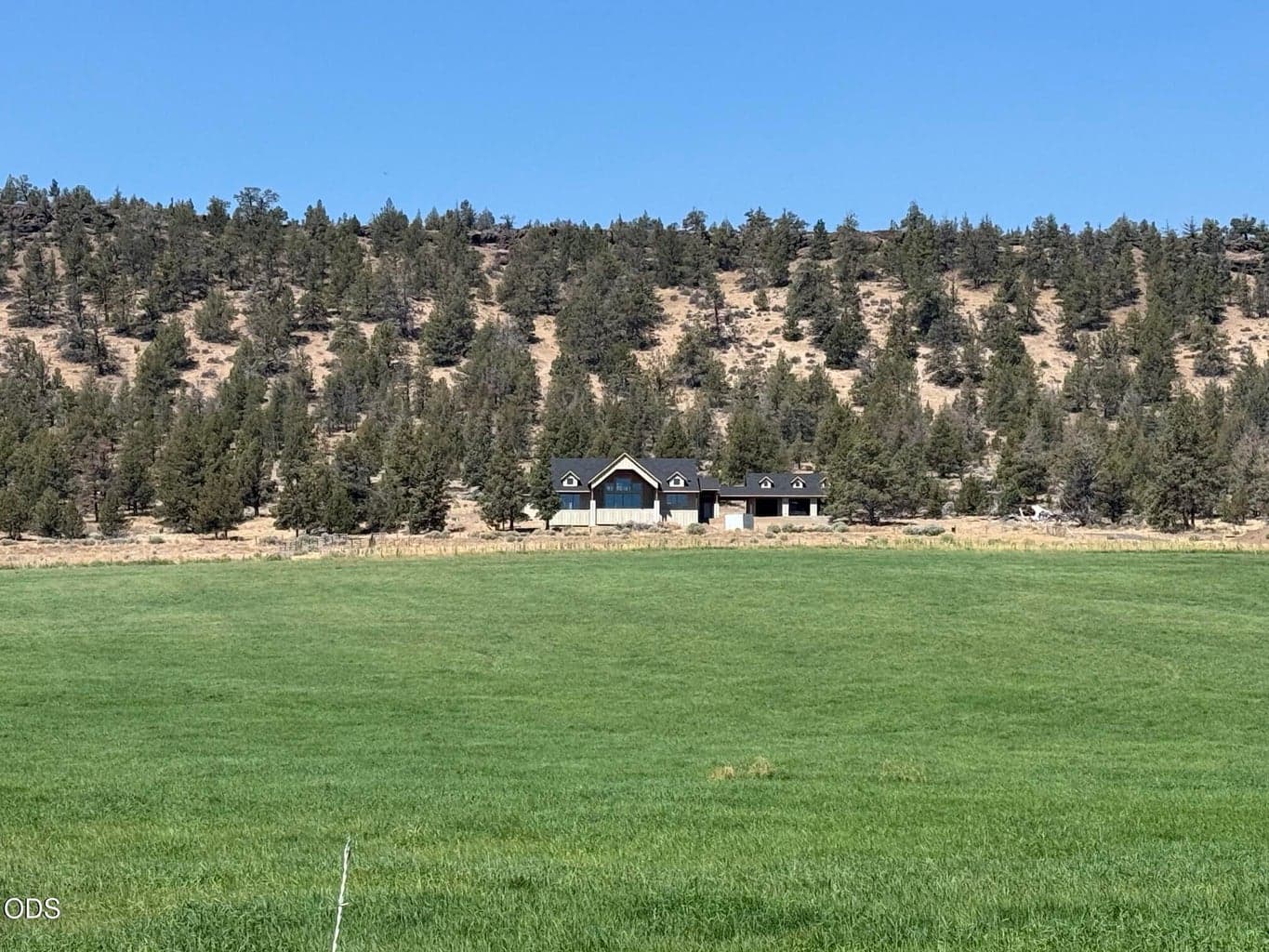 Photo of 70421 McKenzie Canyon Road 2 of 20