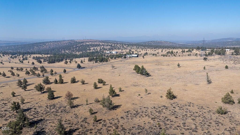 Photo of 9425 Panorama View 5 of 17