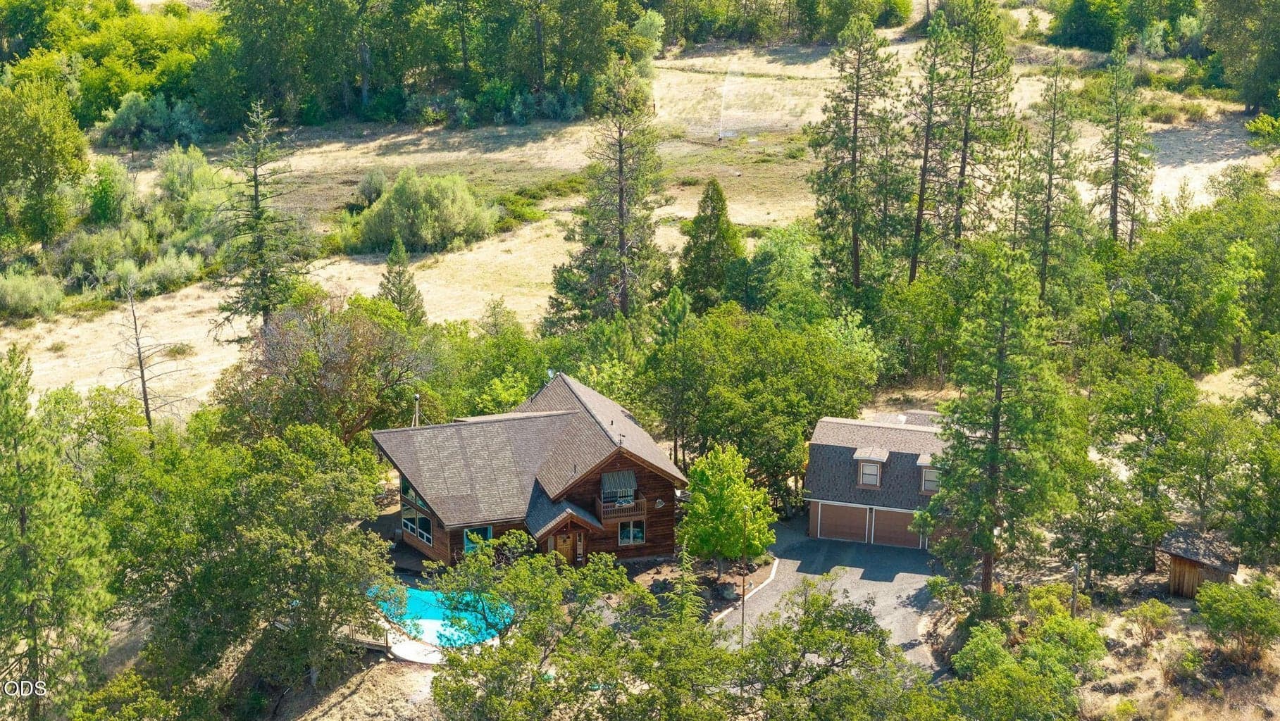 Photo of 4001 Fork Little Butte Creek Road 3 of 85